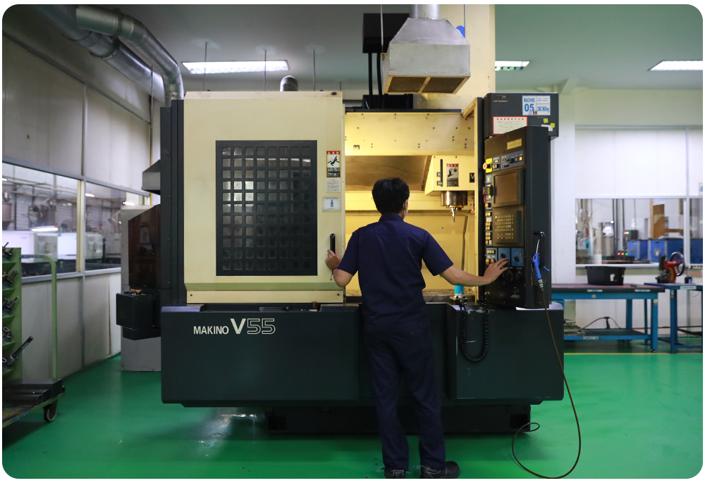 Advanced Mold & Tooling Engineering